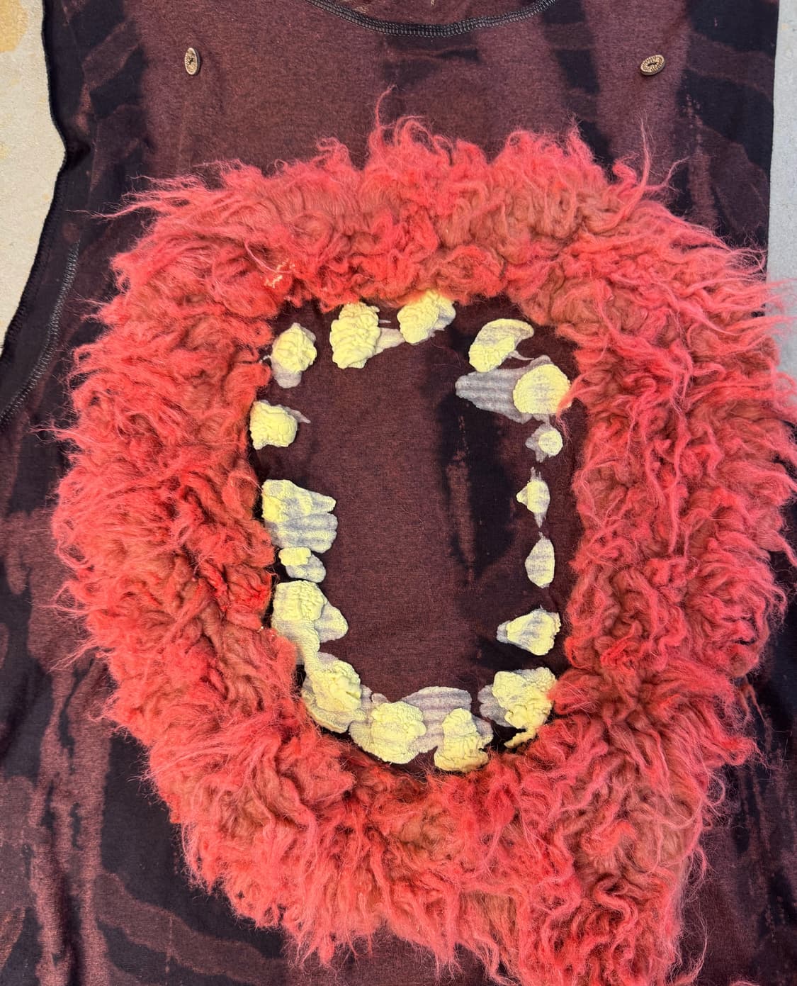 Epi taph london hairy monster sleeveless 상품이미지7