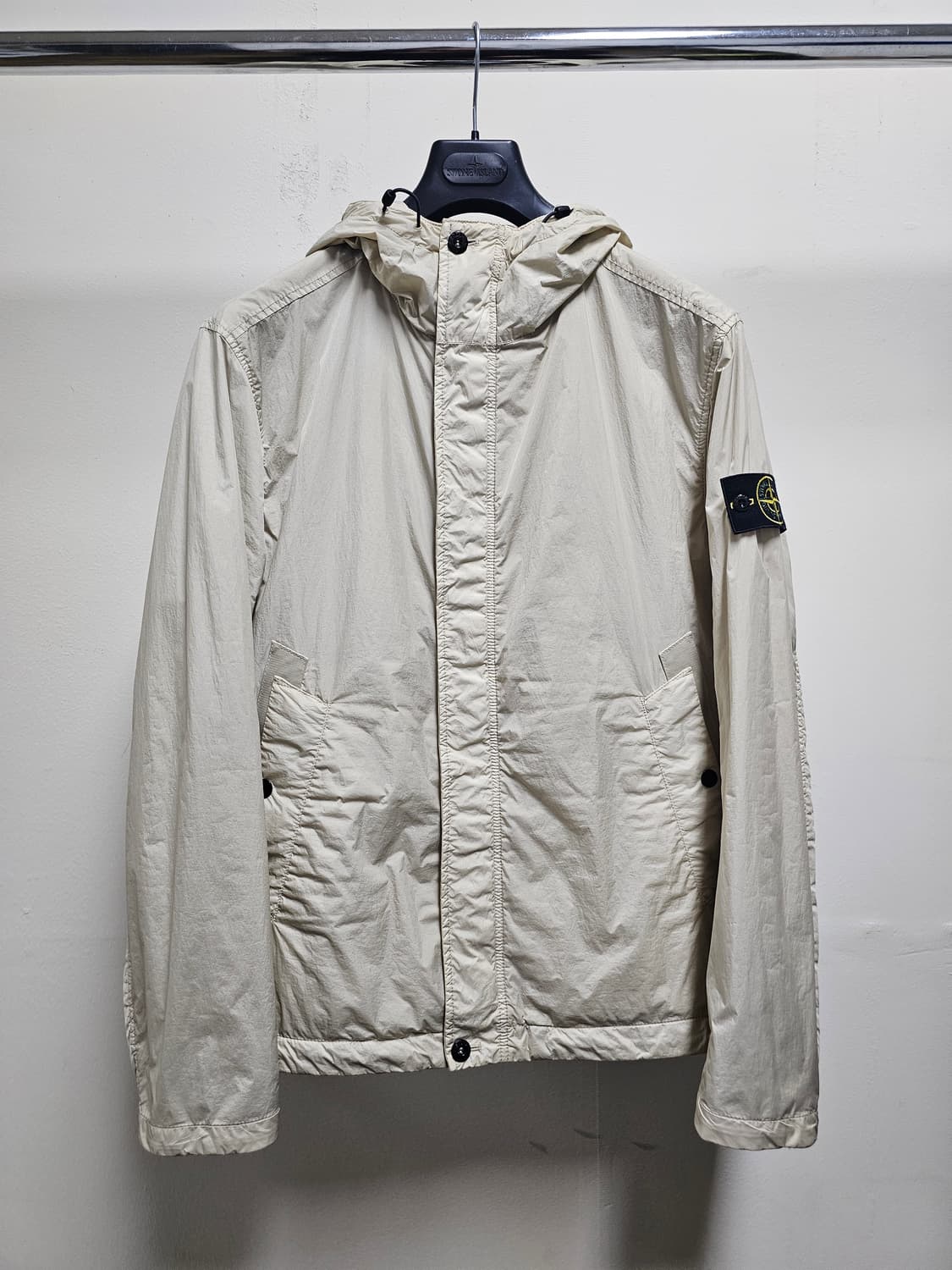 스톤아일랜드 크링클랩스 R-NY 윈드 레지스턴트 안티 드롭 후드 자켓 상품이미지1