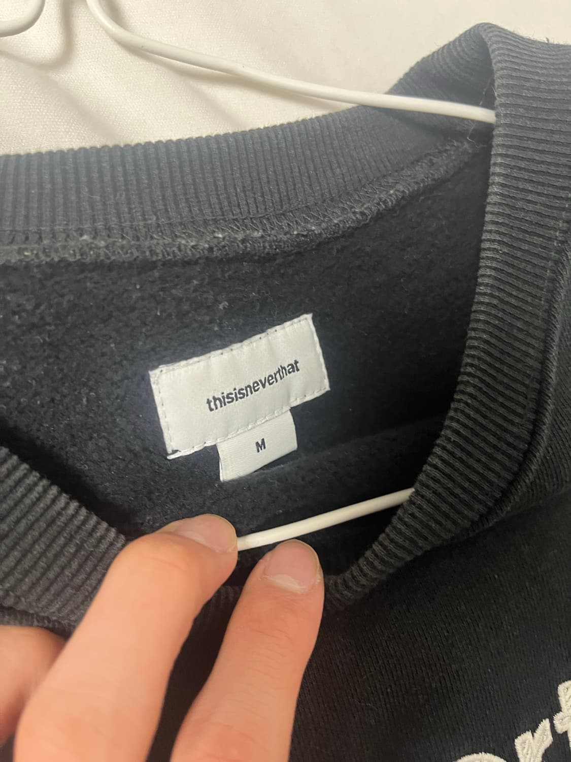 디스이즈네버댓 맨투맨 상품이미지3