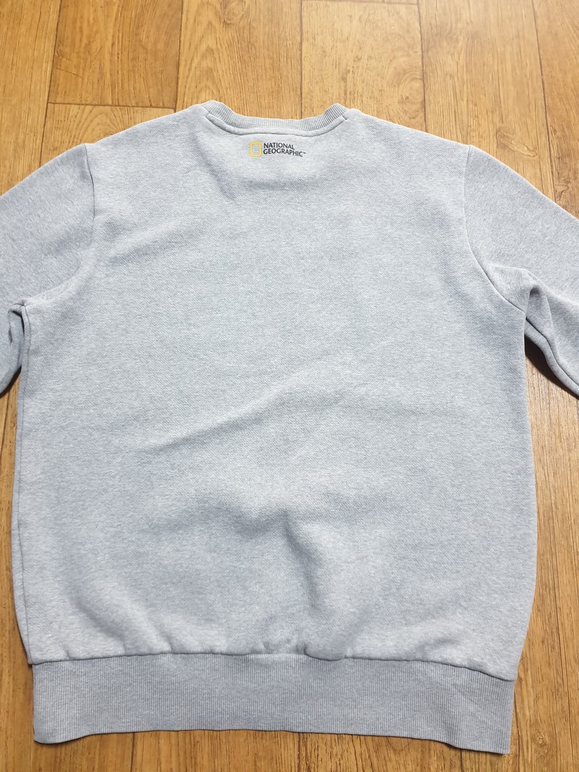 1120 내셔널지오그래픽 긴팔티 100 사이즈입니다 상품이미지6