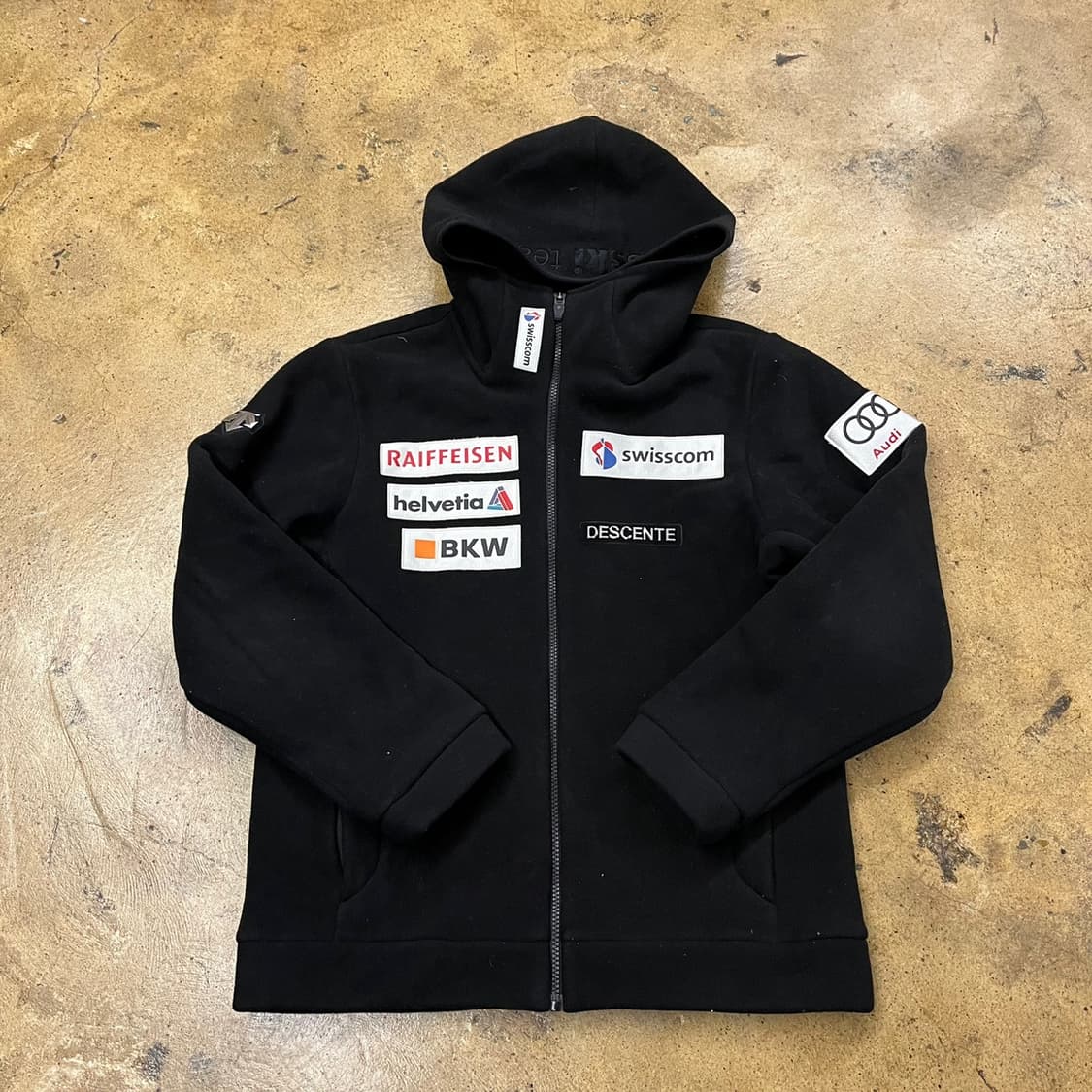 [정품/95] 데상트 스키 후드집업 블랙 패치 b10 상품이미지2