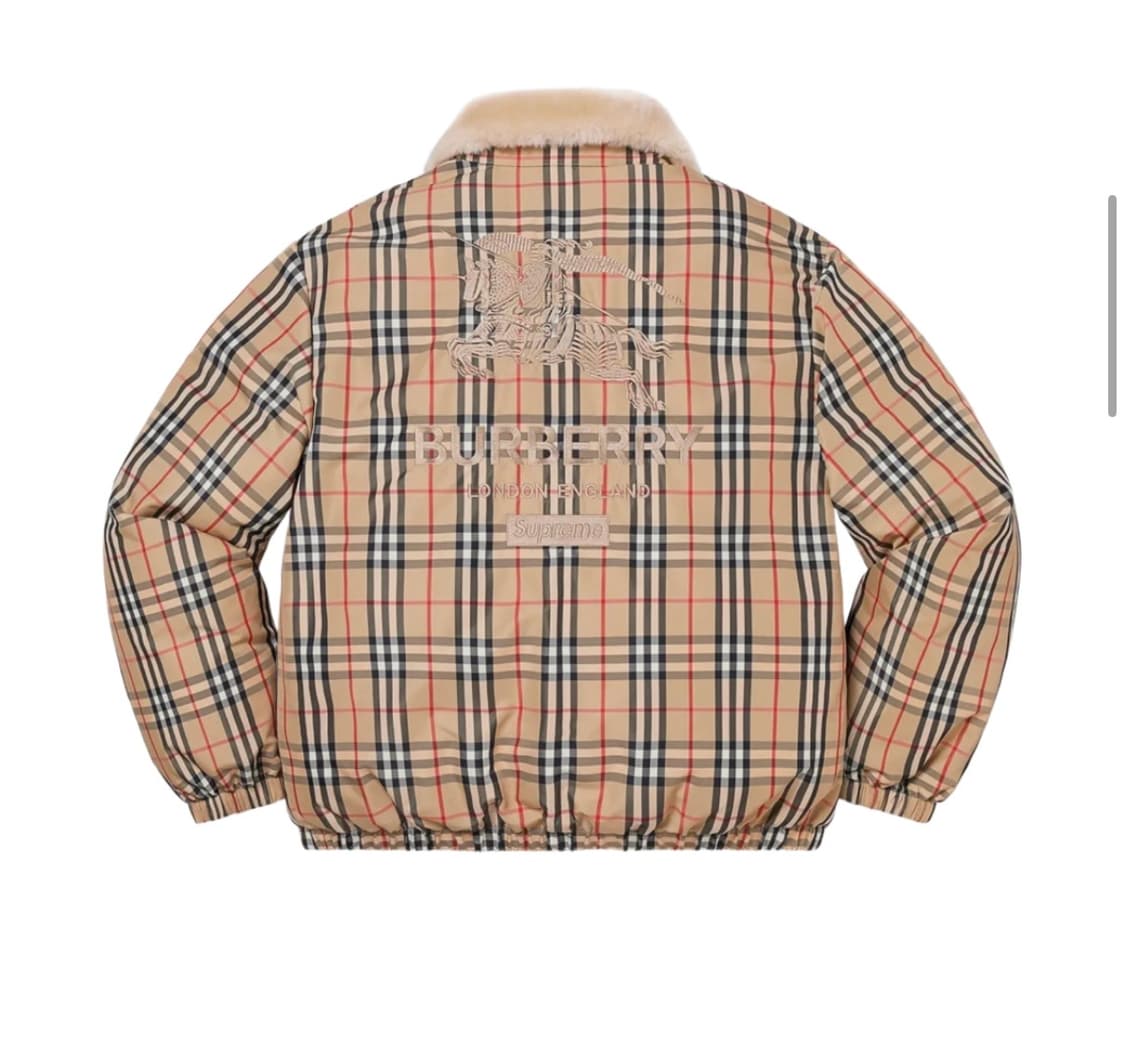 버버리x슈프림 셔링 칼라다운 퍼퍼자켓 베이지 상품이미지3