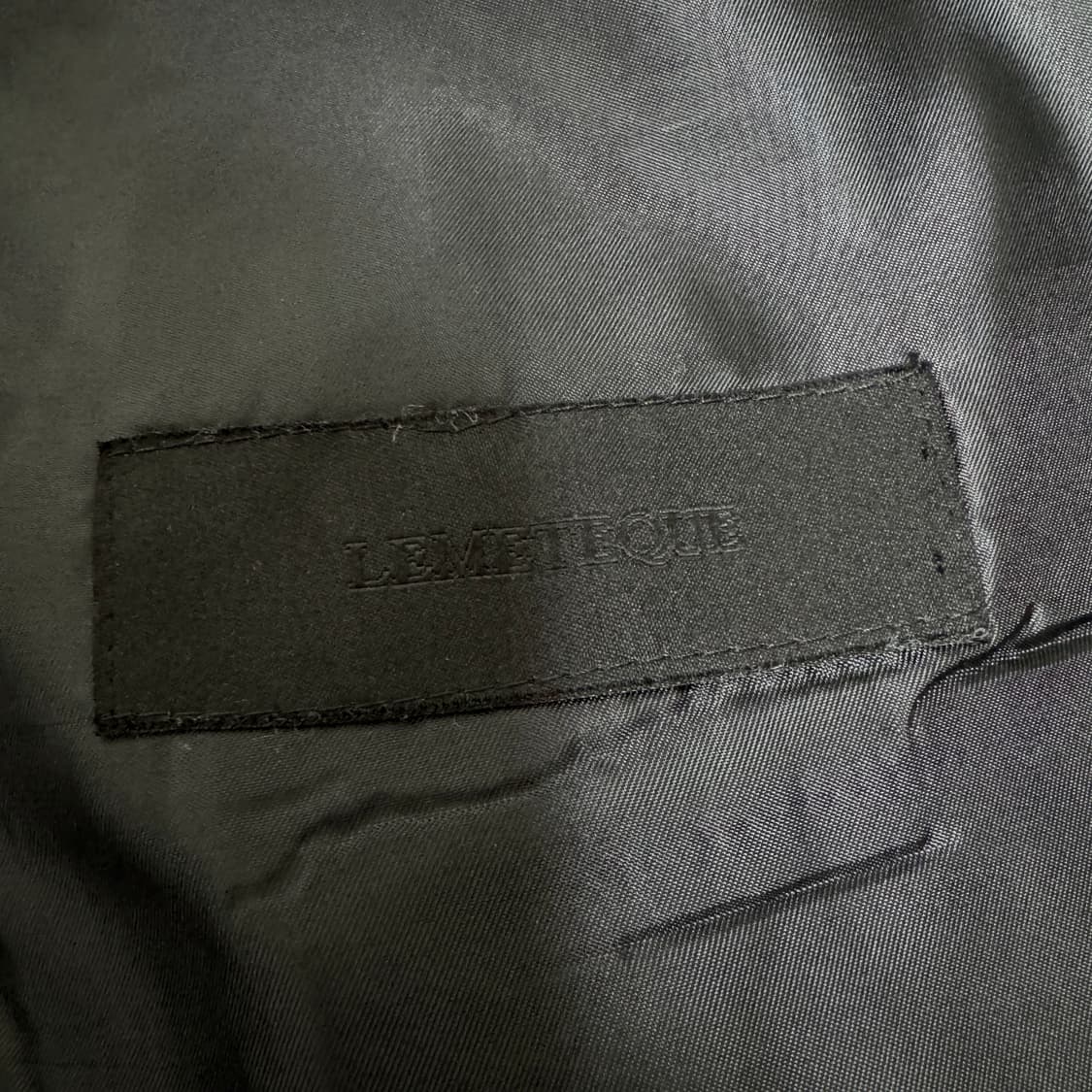 LEMETEQUE 르메테크 블랙 울 스트라이프 더블 슈트 셋업105사이즈 상품이미지3