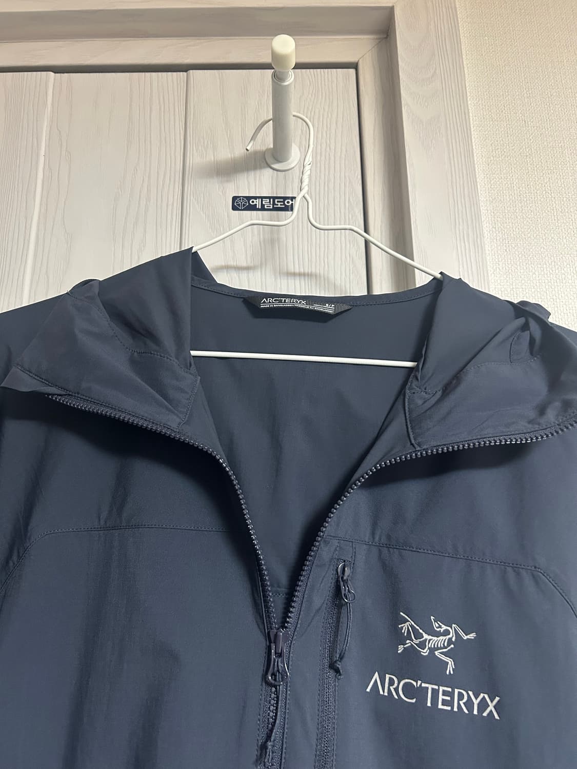 아크테릭스 스쿼미시 후디 블랙사파이어 S 25FW 상품이미지4