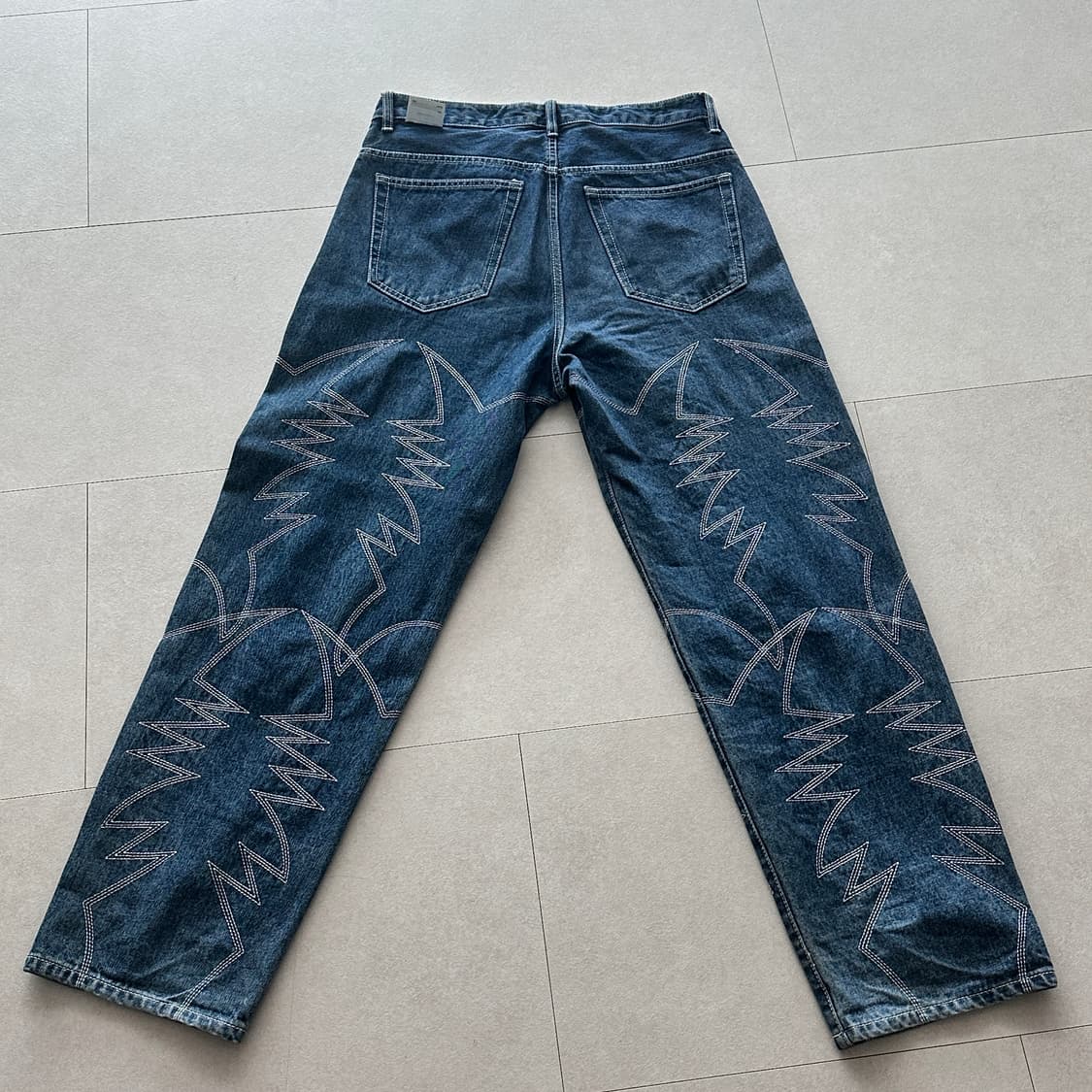 디스이즈네버댓 Embroidery Jean Mid Blue 상품이미지2