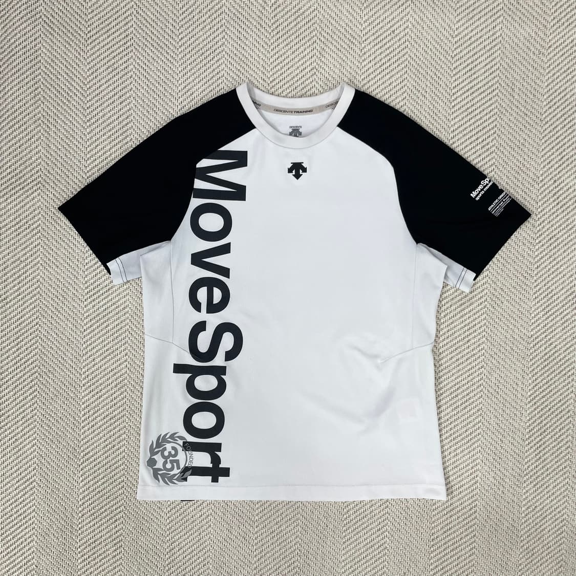 데상트 Move Sport 반팔티 화이트 105 상품이미지1