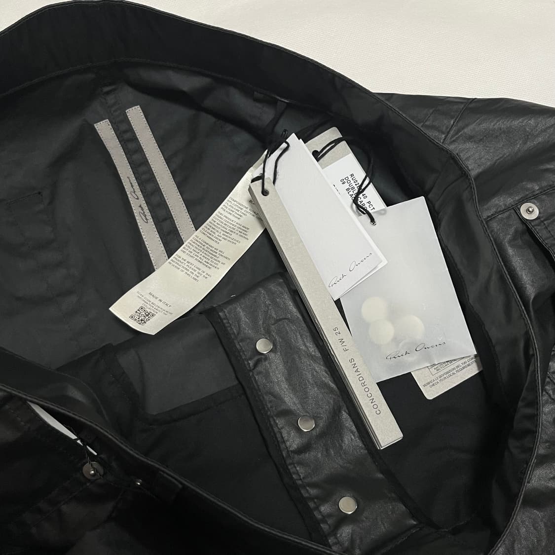 [33]릭오웬스 25fw 더블 카고 팬츠/블랙 상품이미지5