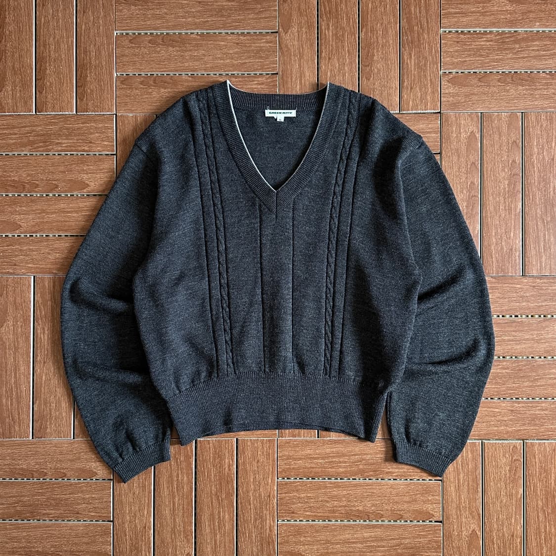 Green Mate v-neck wool knit sweater 상품이미지1
