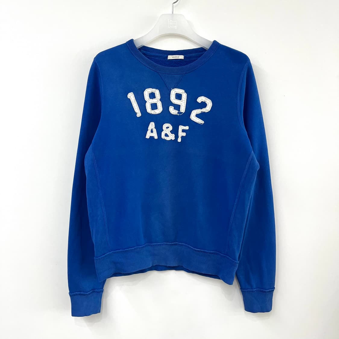 아베크롬비 자수로고 블루 맨투맨 상품이미지2