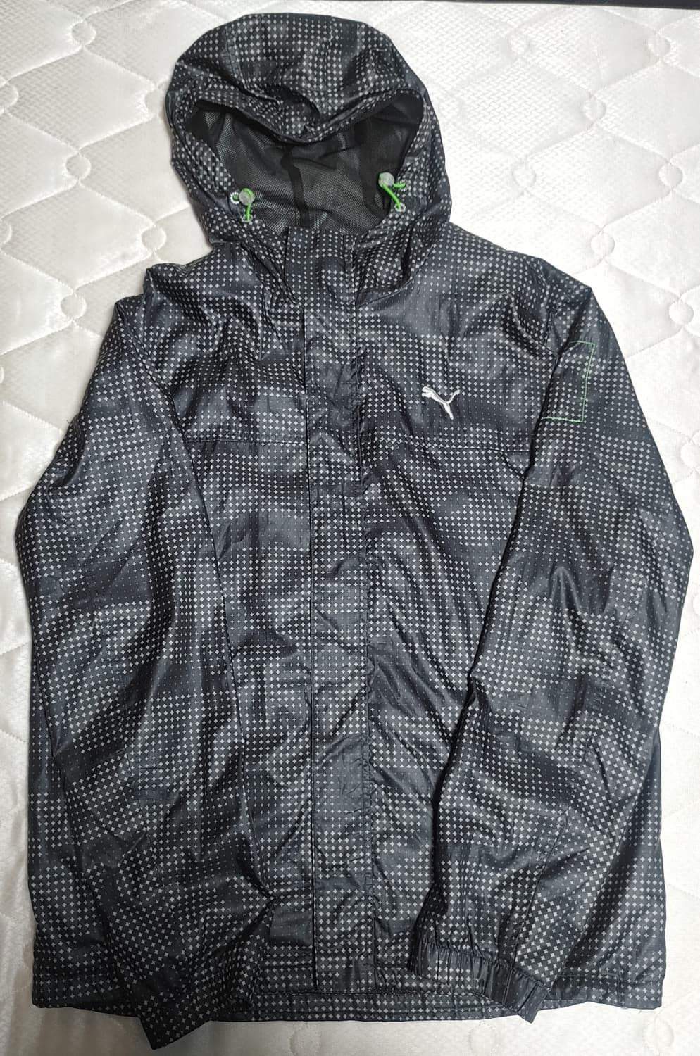 푸마 검정 바람막이 상품이미지1