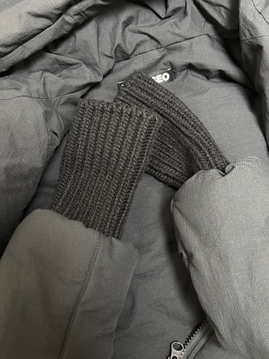 혜인서 크롭 패딩 블랙 상품이미지3