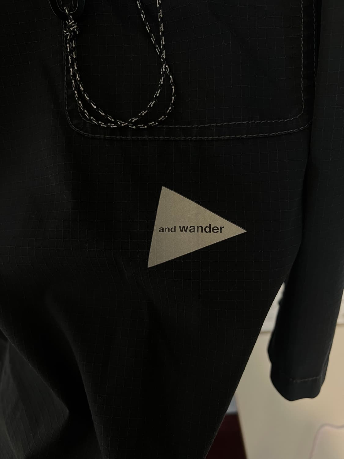 And wander 앤드원더 dry ripstop long fullove 상품이미지5