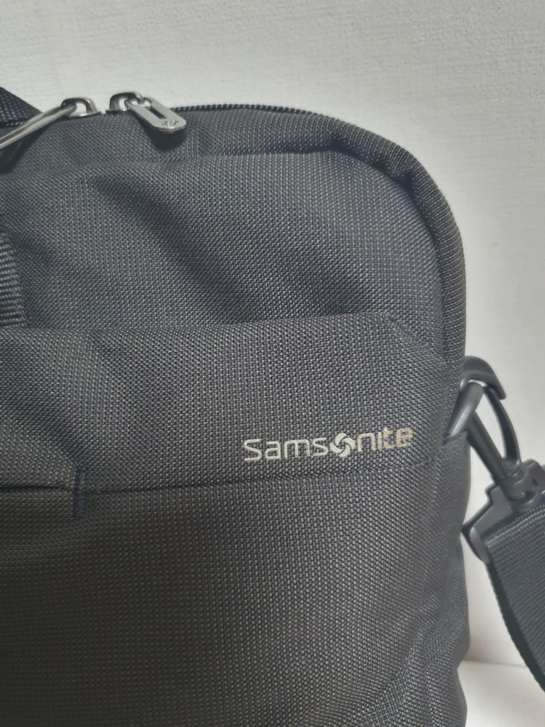 쌤소나이트 노트북 서류가방 크로스백 블랙 상품이미지3