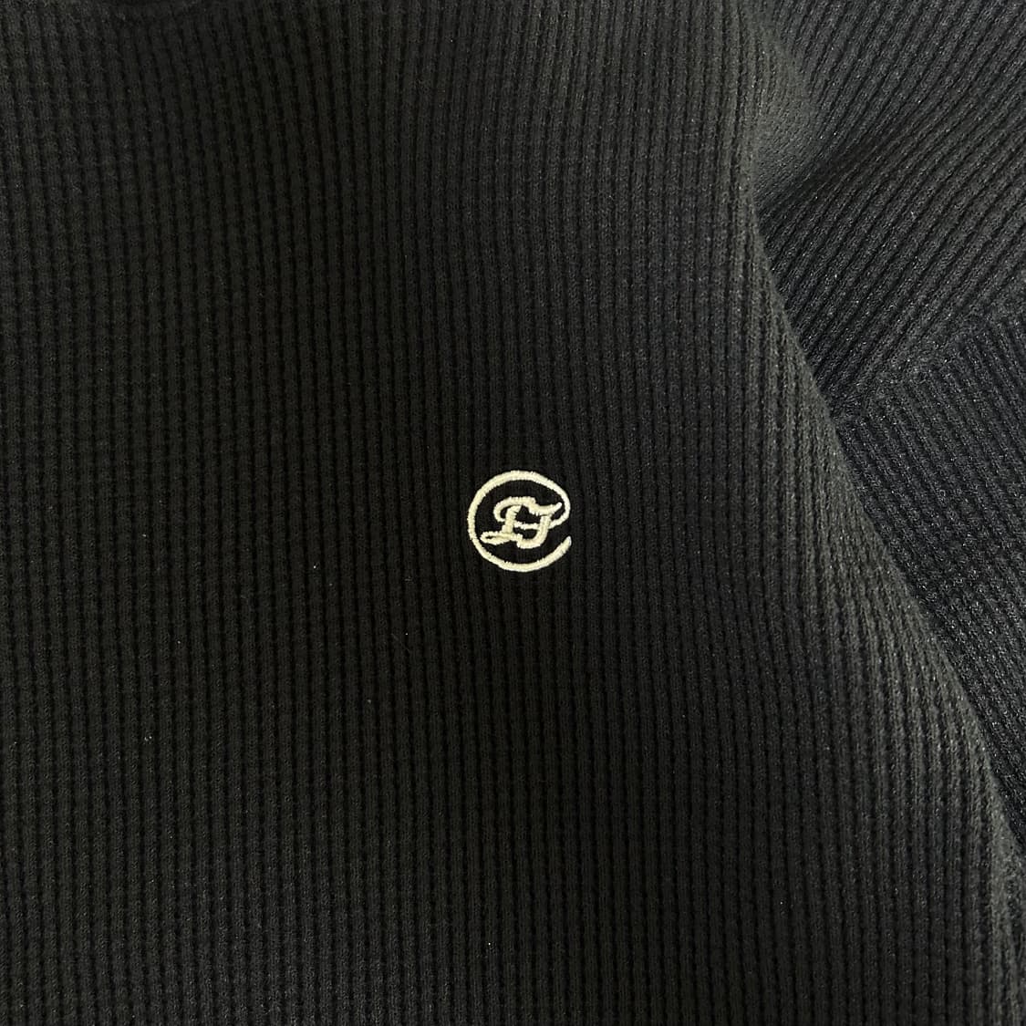 아더에러 Speric Small Logo 스웻셔츠 상품이미지4