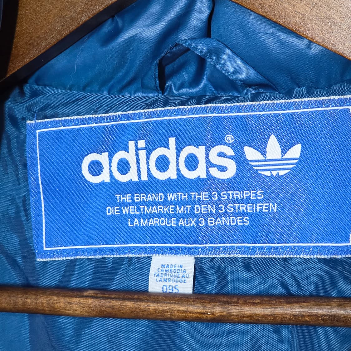 아디다스 블루 배색 푸퍼 패딩 상품이미지9