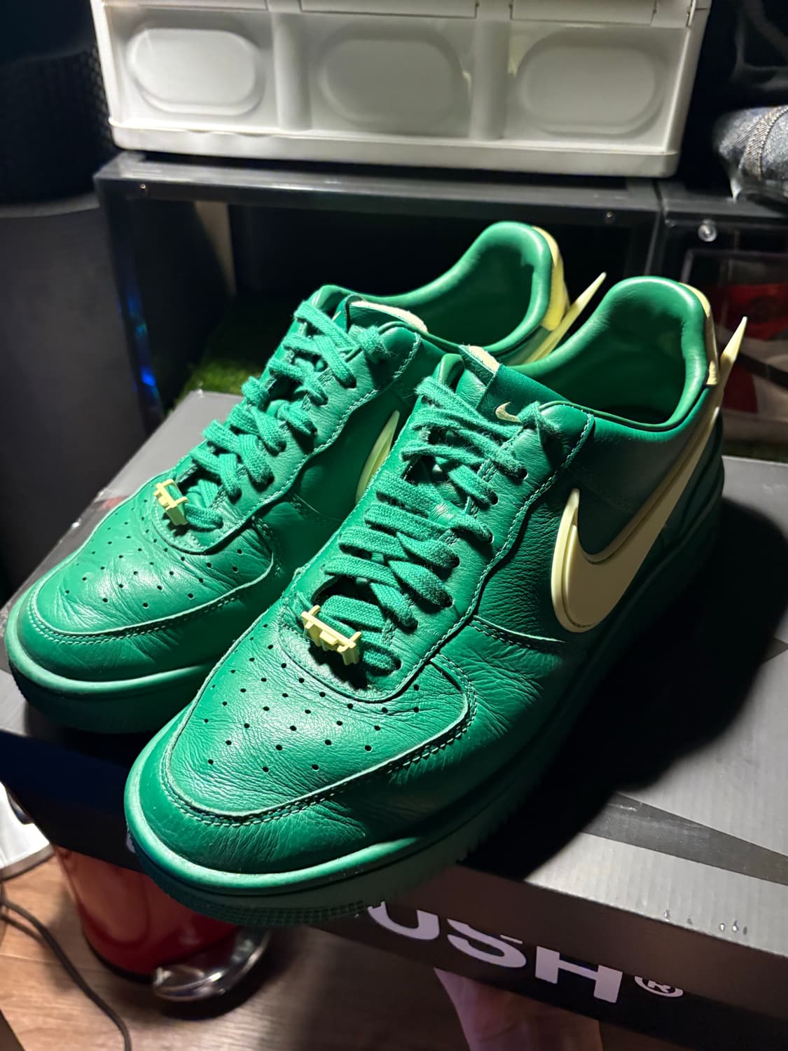 나이키x엠부쉬 포스  상품이미지4