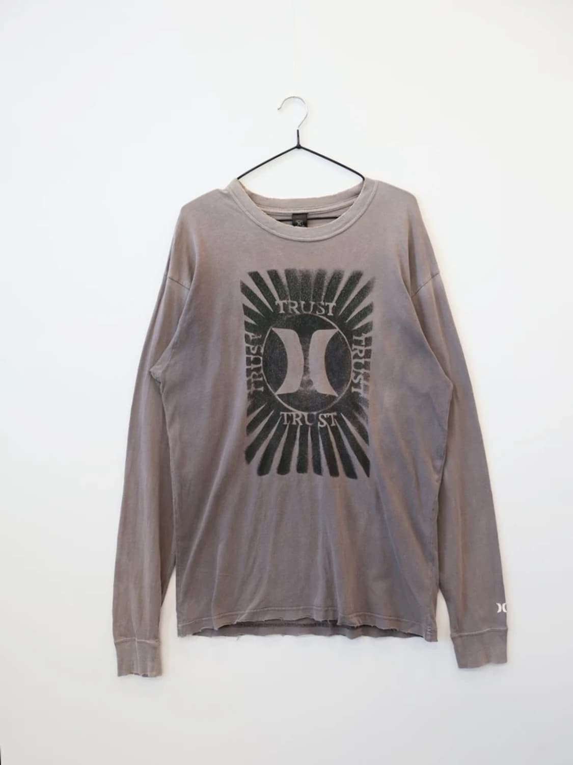 Hurley Trust Graphic Long Sleeve Tee 상품이미지3