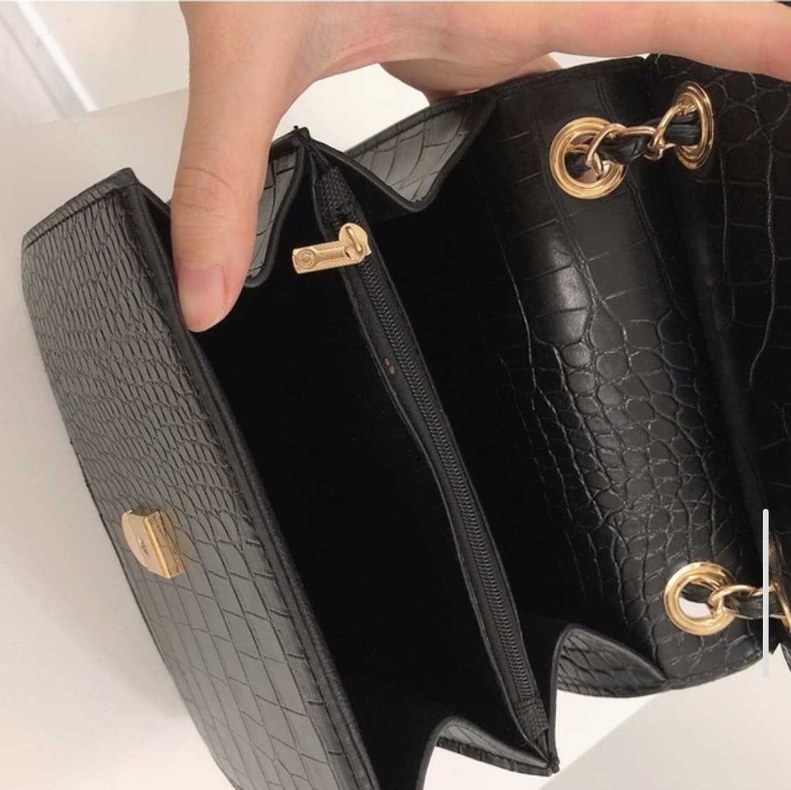 블랙 크로커 체인 미니 크로스백 상품이미지2