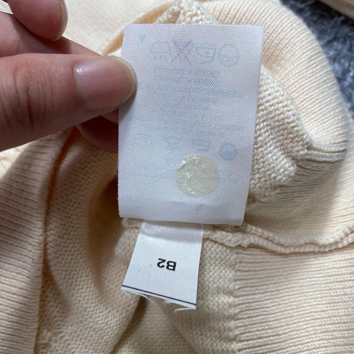 Burberrys 버버리 크레스트 꽈배기 니트 상품이미지8