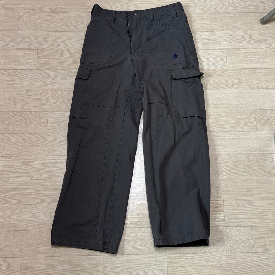 해칭룸 Star Fatigue Pants 차콜  상품이미지2
