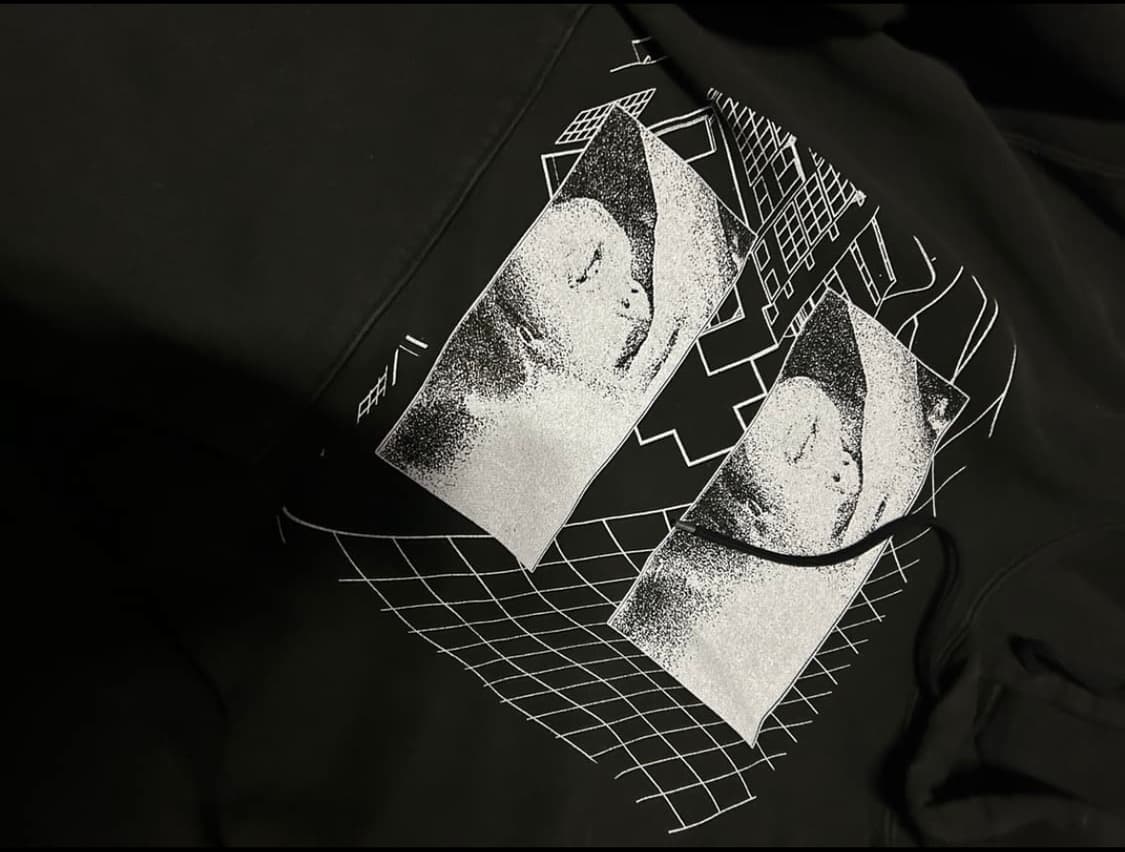 카브엠트 후드티 팔아요 l 상품이미지2