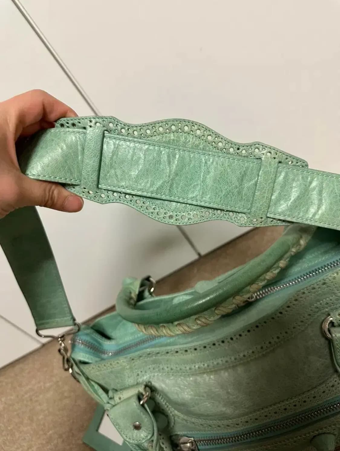 발렌시아가 민트 모터백 커버징 한정판 상품이미지7