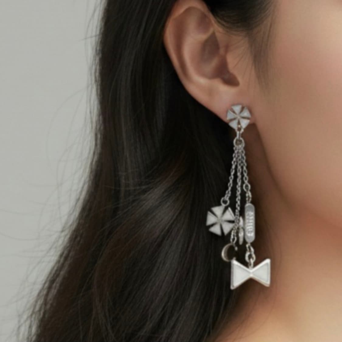 끌로에 리본 플라워 드롭 귀걸이 상품이미지3