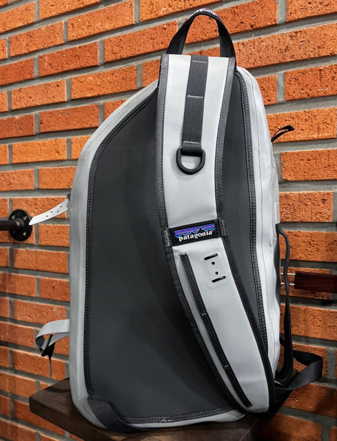 Patagonia Stormsurge Sling BAG 20L 상품이미지4