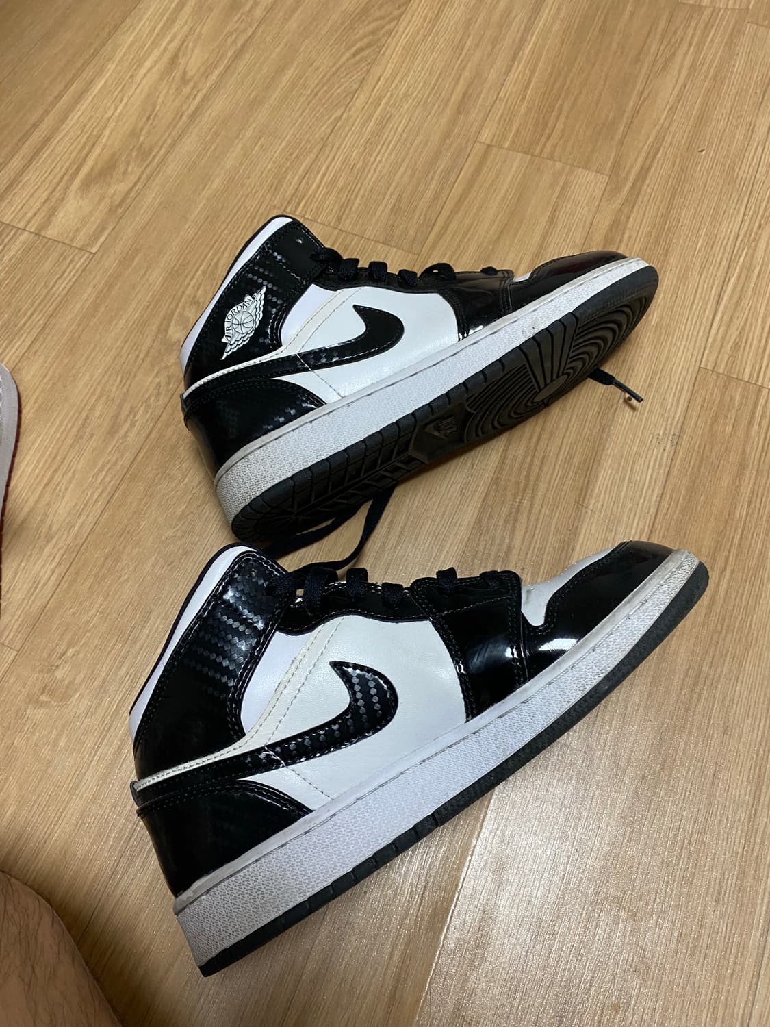 조던1 미드 SE ASW 블랙 상품이미지3