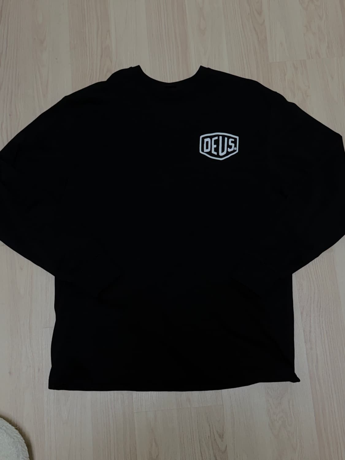 데우스 롱슬리브 상품이미지2