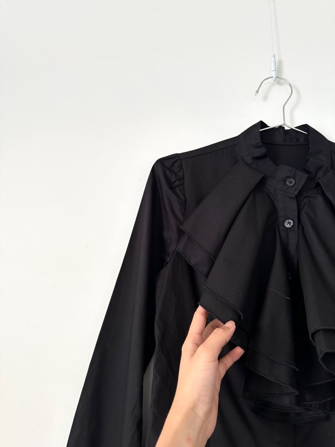 Neck frill shirt / black 상품이미지4