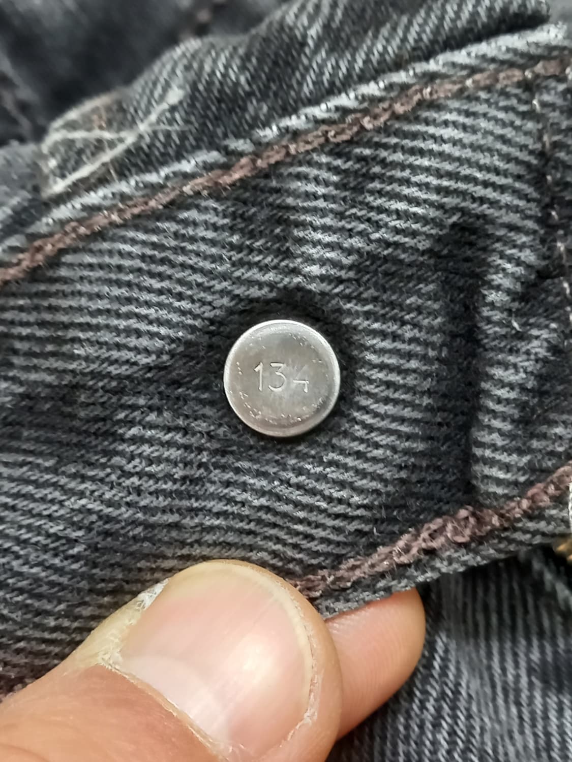 33 03's 리바이스550 RELAXED 테이퍼드핏 블랙 33-437 상품이미지6