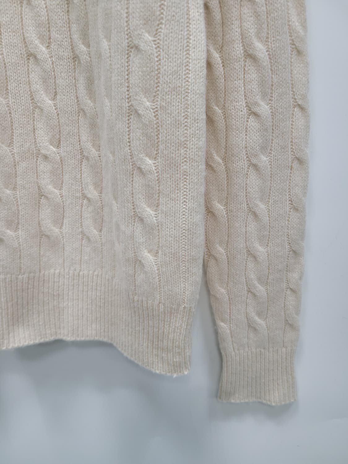 LYDIAVINE 23FW 리디아바인 캐시미어 캐이블 니트 / 여 85  상품이미지4