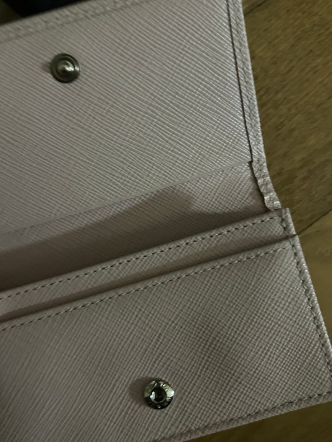 프라다 정품 지갑 판매 상품이미지3