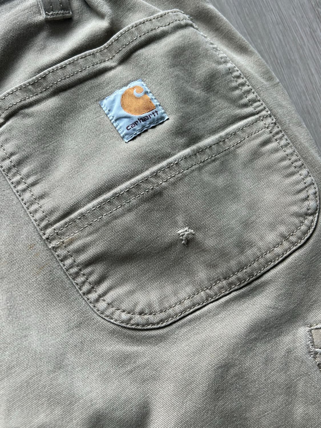 Carhartt 칼하트 워크팬츠 다크카키 릴렉스핏 상품이미지6