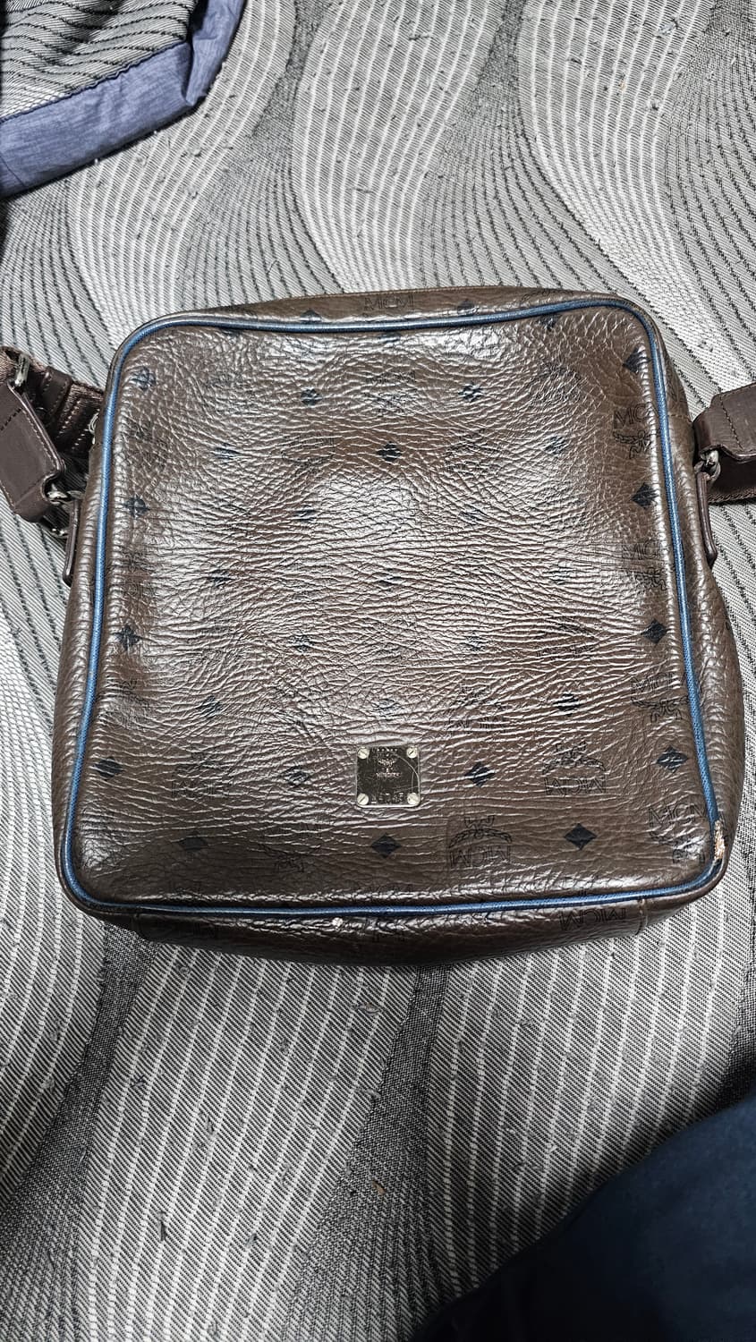 MCM의 시그니처 모노그램  크로스백 상품이미지1