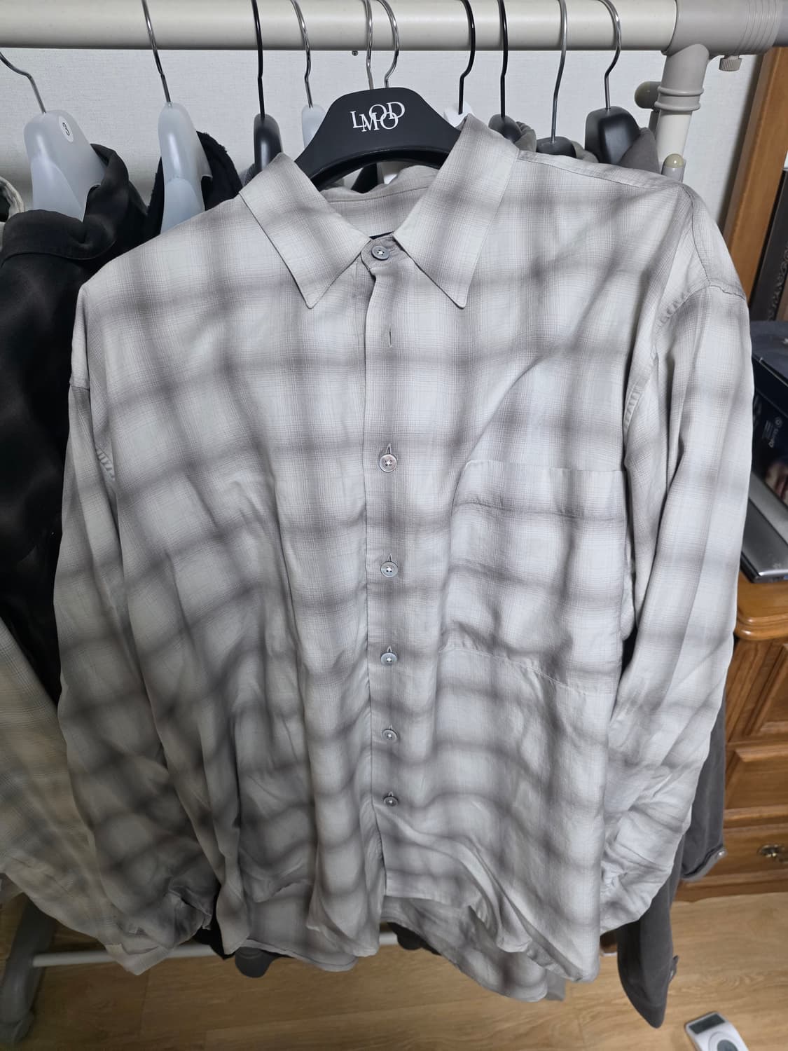 999휴머니티 이지 체크 셔츠 V13 페이디드 차콜 2 상품이미지3