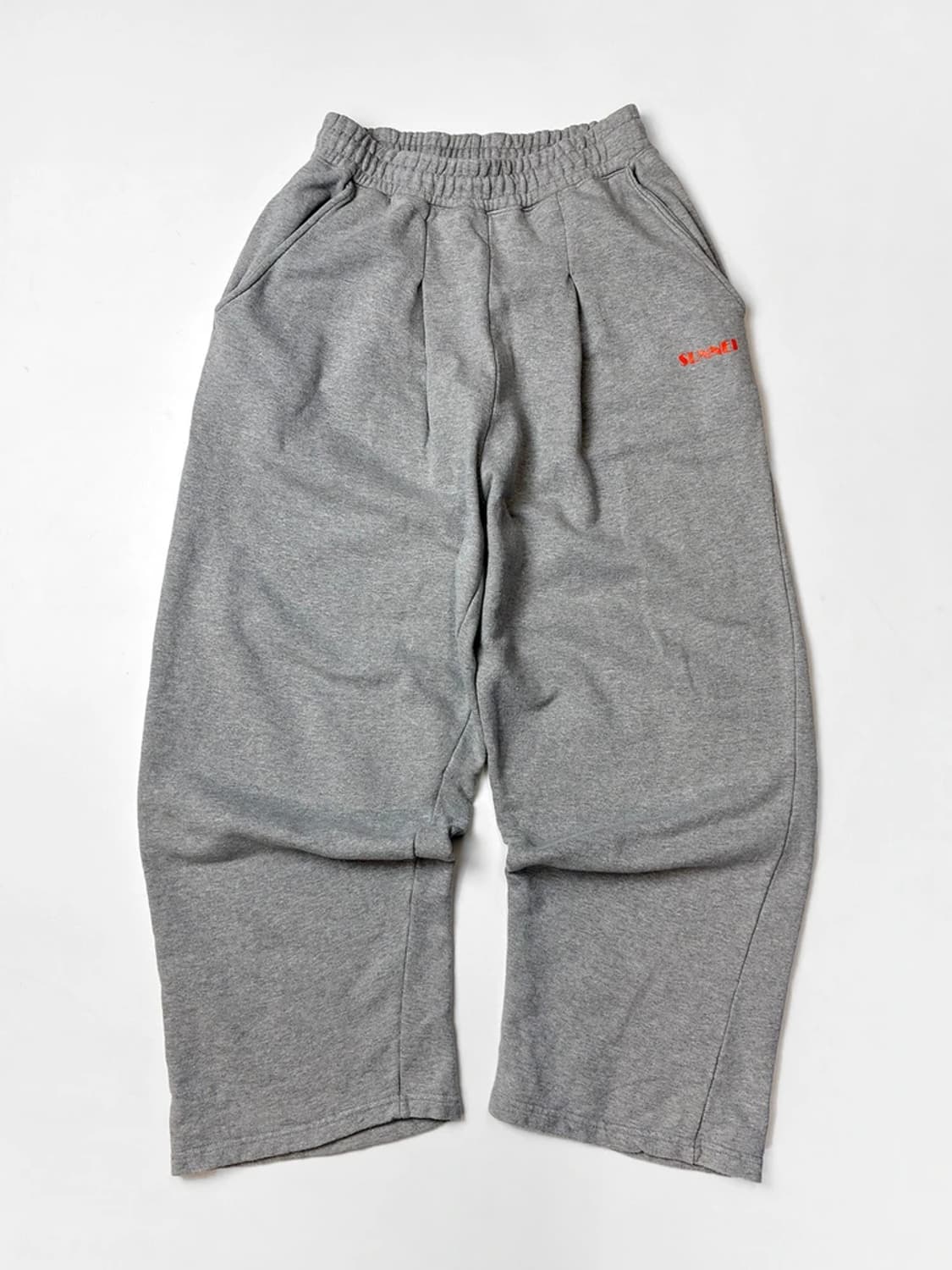 써네이 SUNNEI 와이드 핀턱 스웻 팬츠 PN5634    상품이미지1