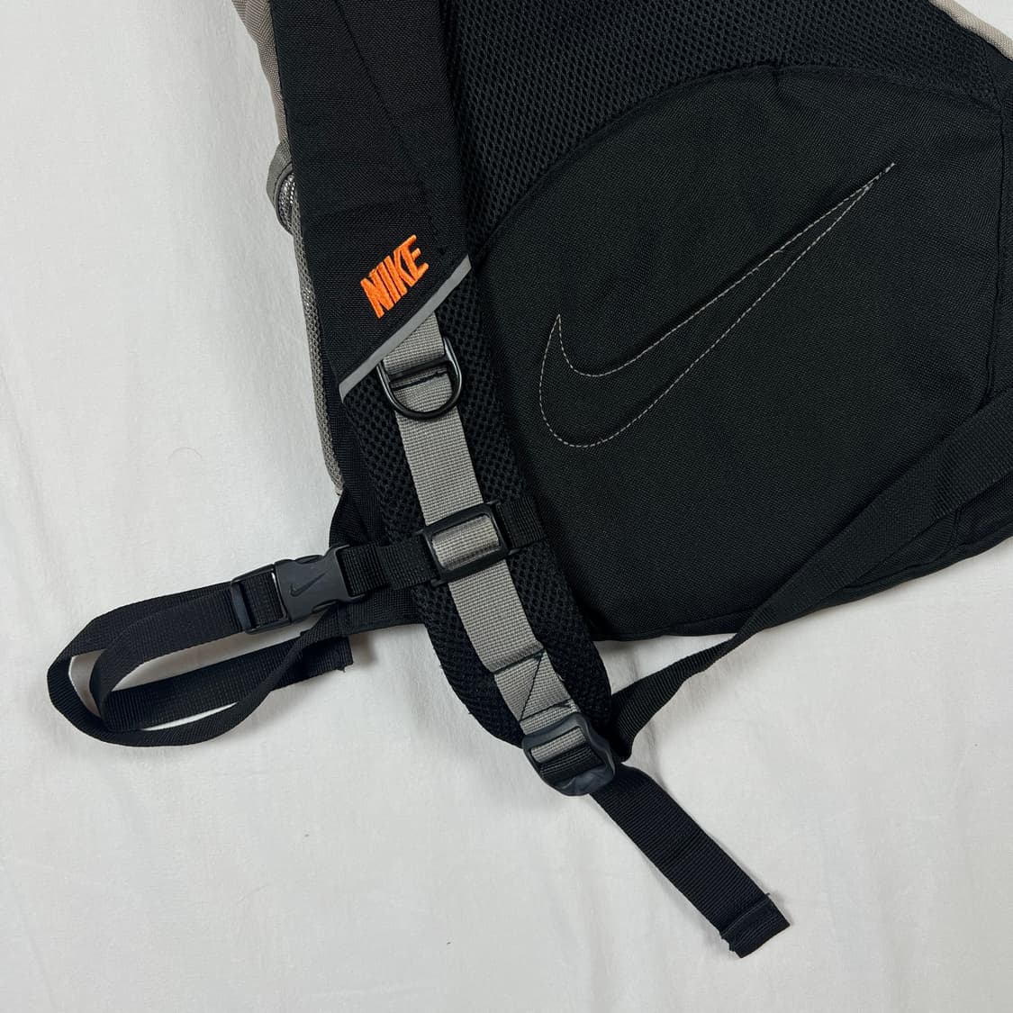 00’s 나이키 nike 스우시 로고 슬링백 가방 상품이미지6