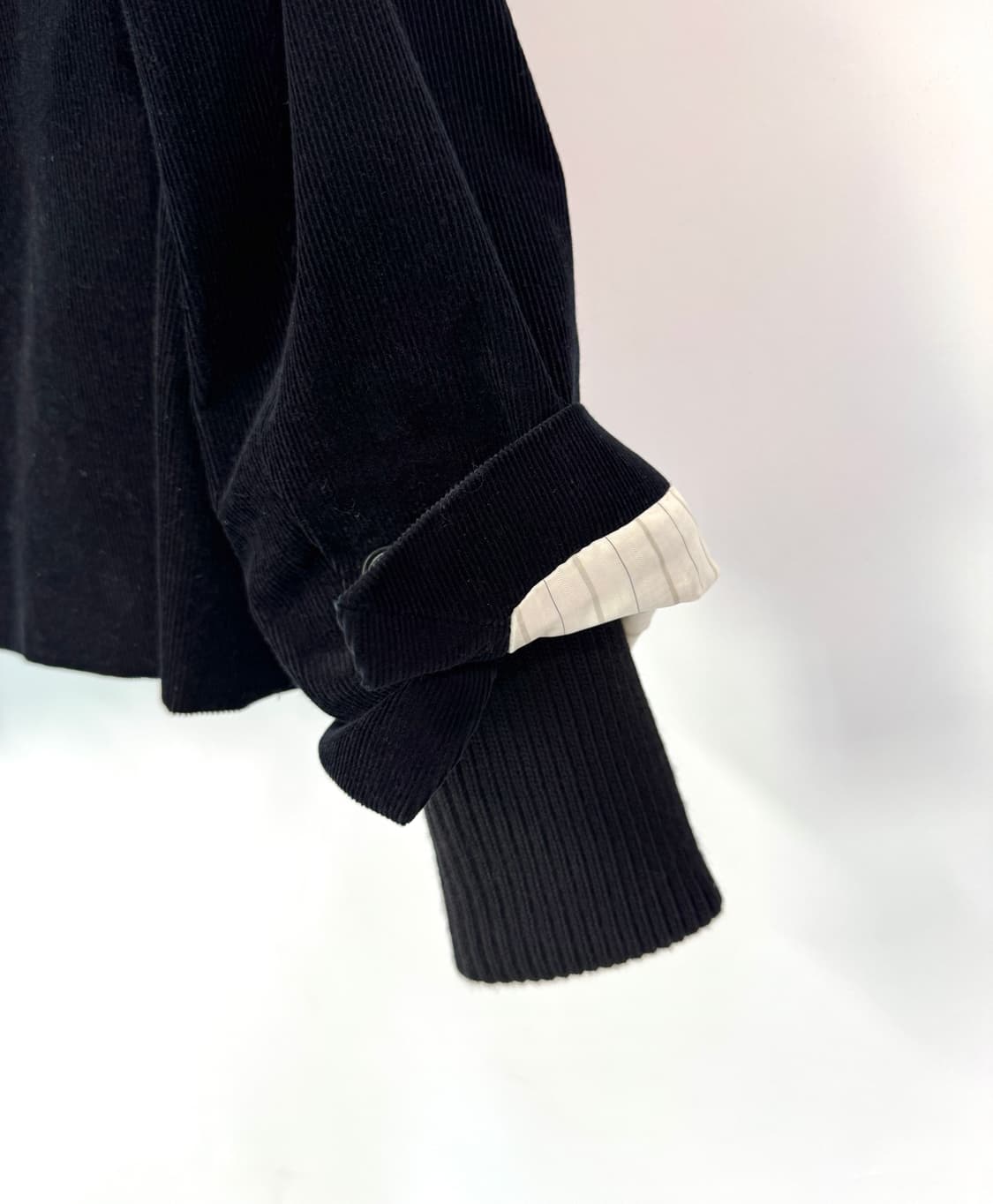 KRISVANASSCHE 크리스반아쉐 블랙 코듀로이 원버튼 자켓 50  상품이미지5