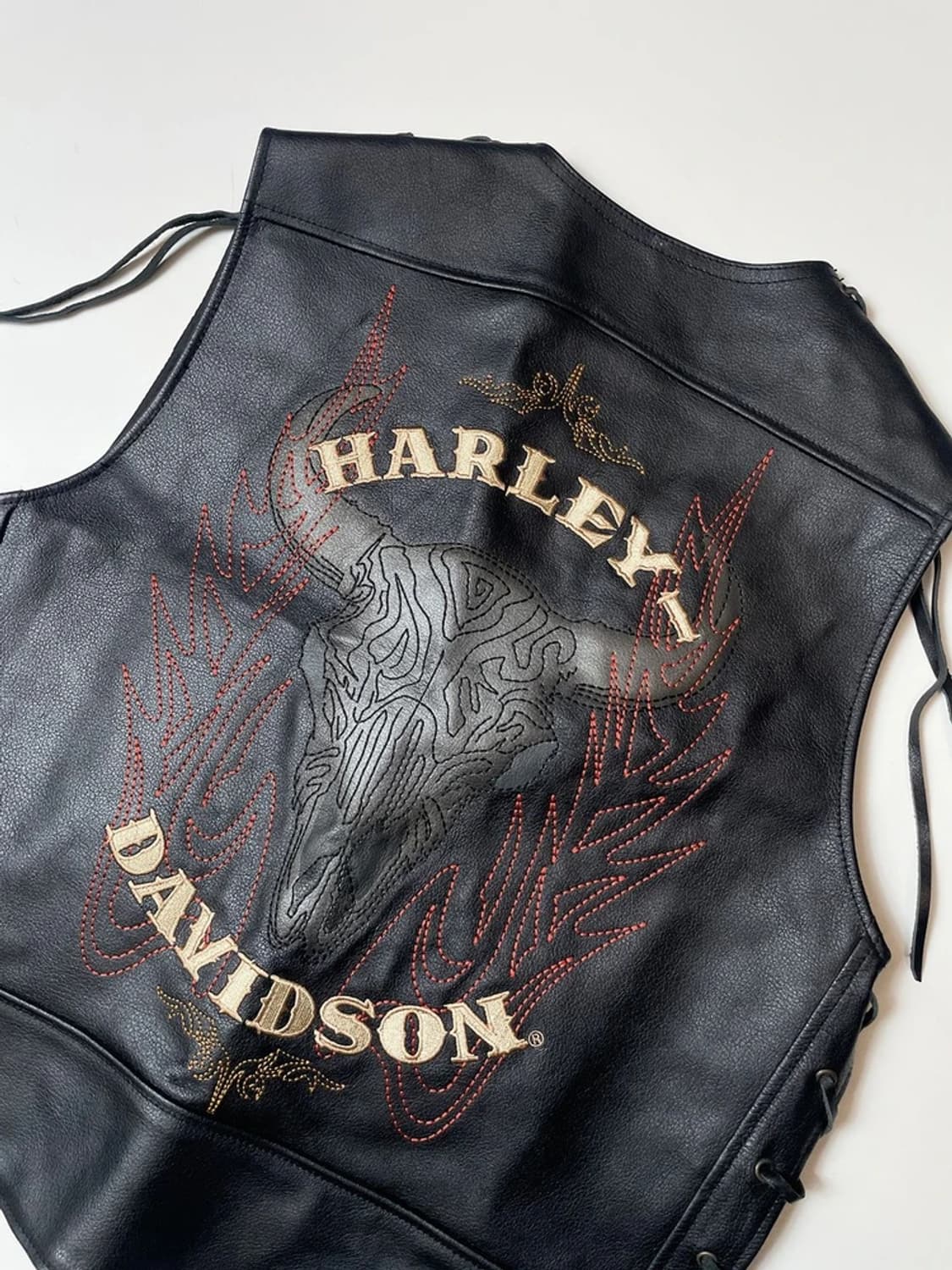 할리데이비슨 스컬 디스트레스드 가죽 스냅 조끼 PN9451 상품이미지2