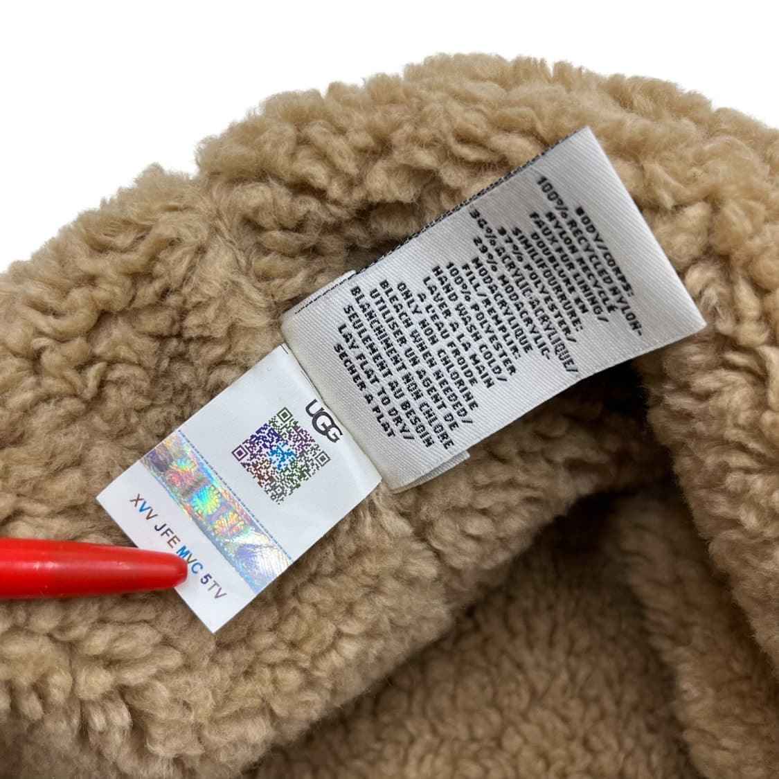 어그 리버시블 뽀글이 블랙 버킷햇 상품이미지7