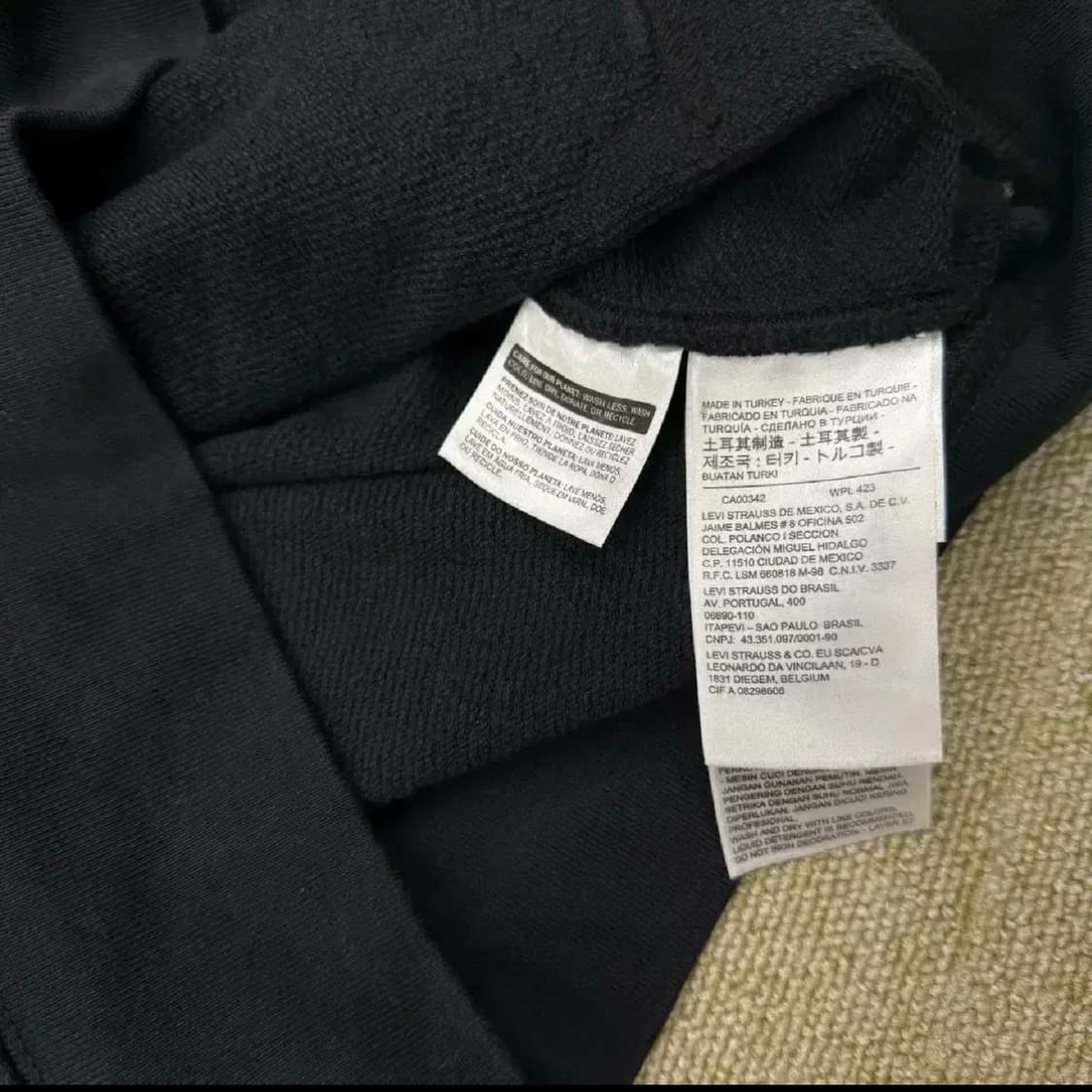 리바이스 스누피 콜라보레이션 정핏 블랙 후드티 (s) 상품이미지2