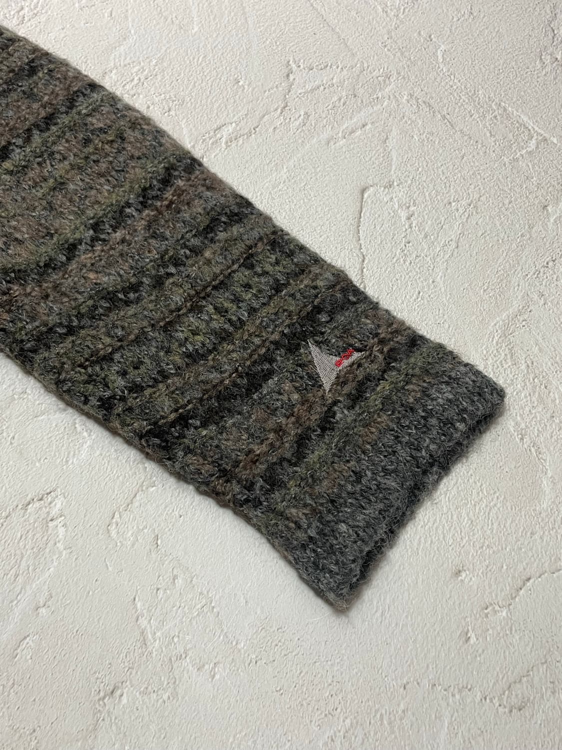 [L] 로아하이킹 fair isle felted 니트 집업 상품이미지3