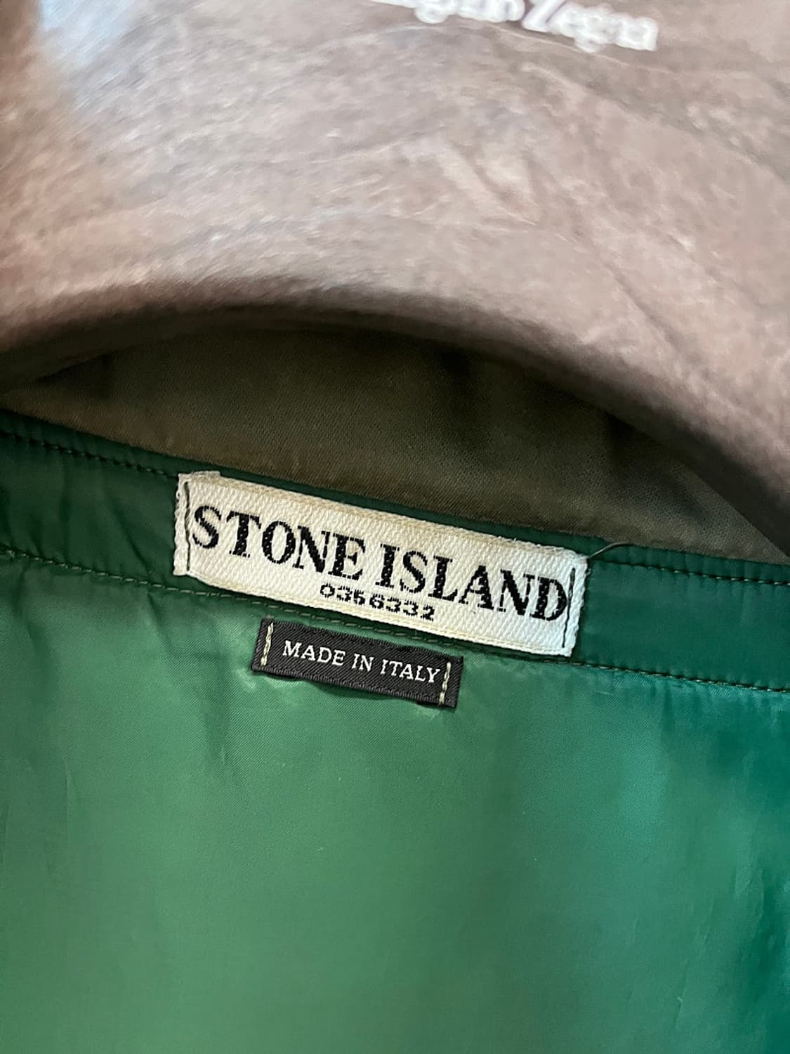 105) 스톤아일랜드 모스그린 나일론 구스패딩  상품이미지6