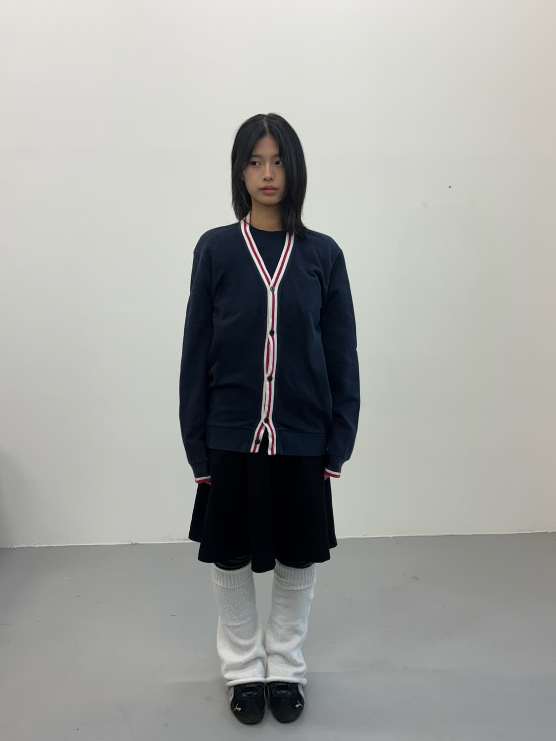 BEAMS Navy V-Neck Cotton Cardigan 상품이미지1