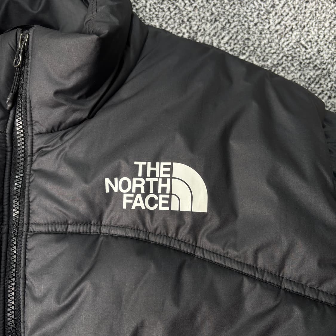 노스페이스 TNF 2000 패딩 블랙 (XL) 상품이미지3