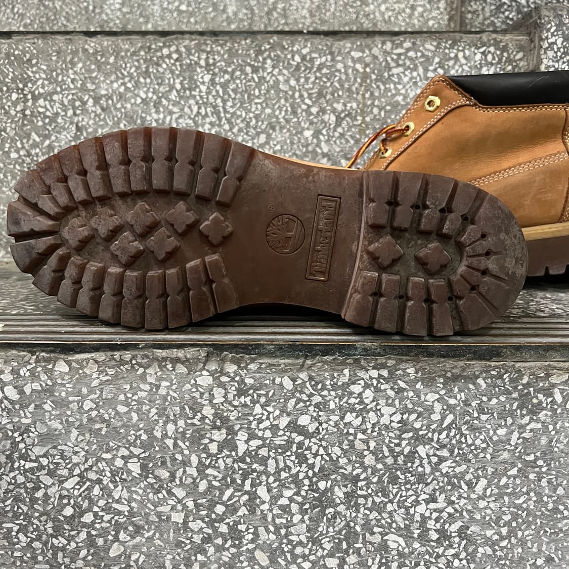 팀버랜드 프리미엄 워터프루프 추카 부츠 상품이미지4