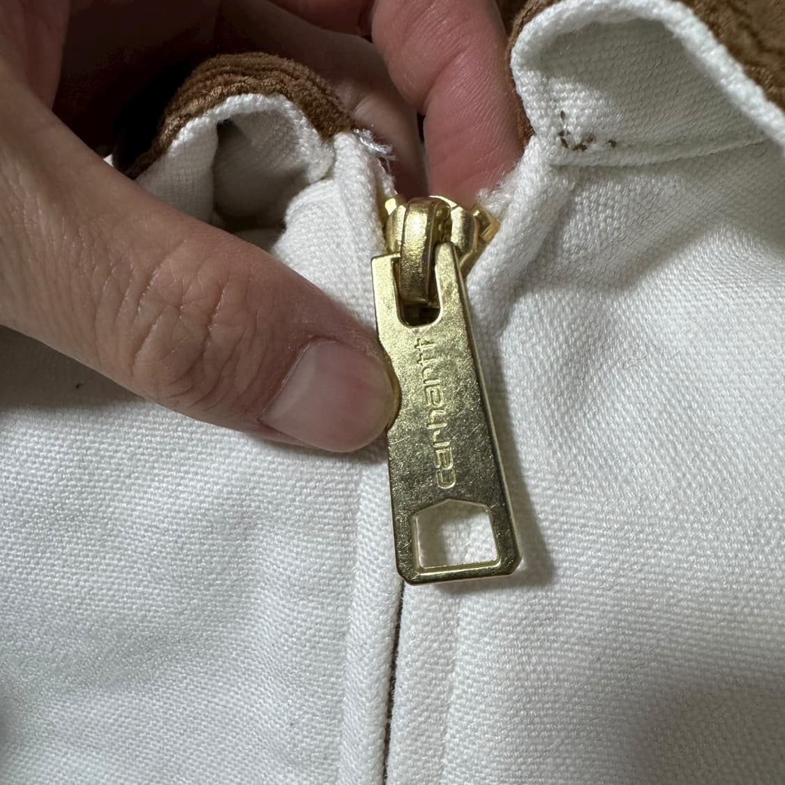 신형 칼하트 WIP 산타페 아이보리 자켓 상품이미지4