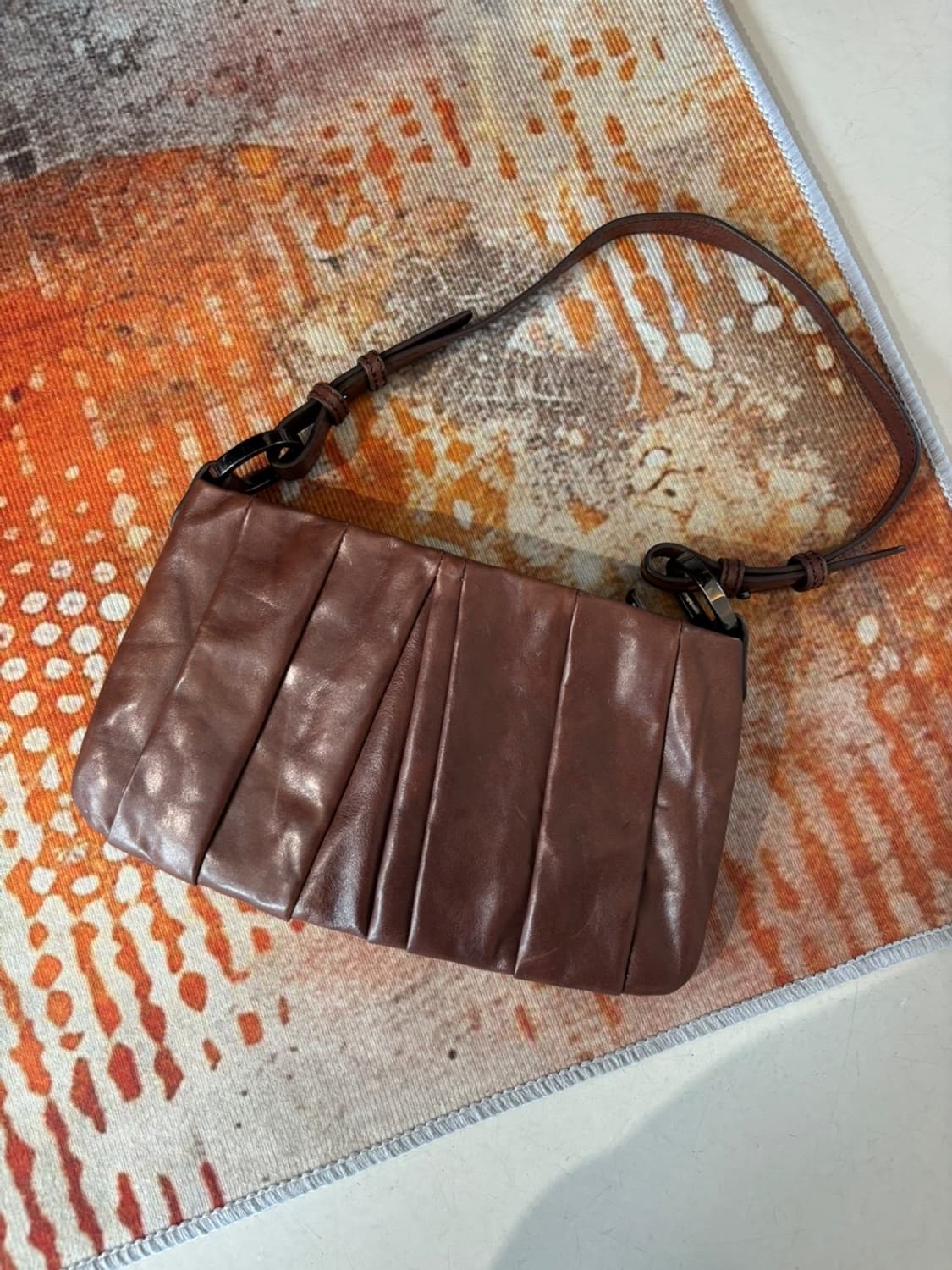 DKNY Leather Bag 상품이미지1